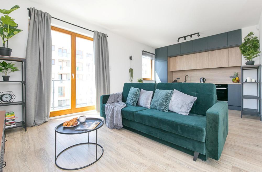 Apartament Black Zajezdnia Wrzeszcz Daire Gdansk Dış mekan fotoğraf
