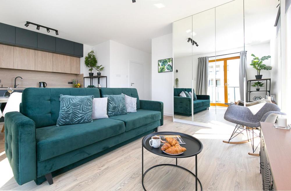 Apartament Black Zajezdnia Wrzeszcz Daire Gdansk Dış mekan fotoğraf