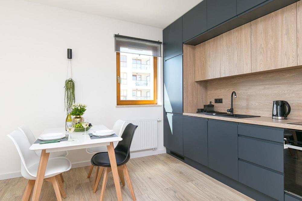 Apartament Black Zajezdnia Wrzeszcz Daire Gdansk Dış mekan fotoğraf